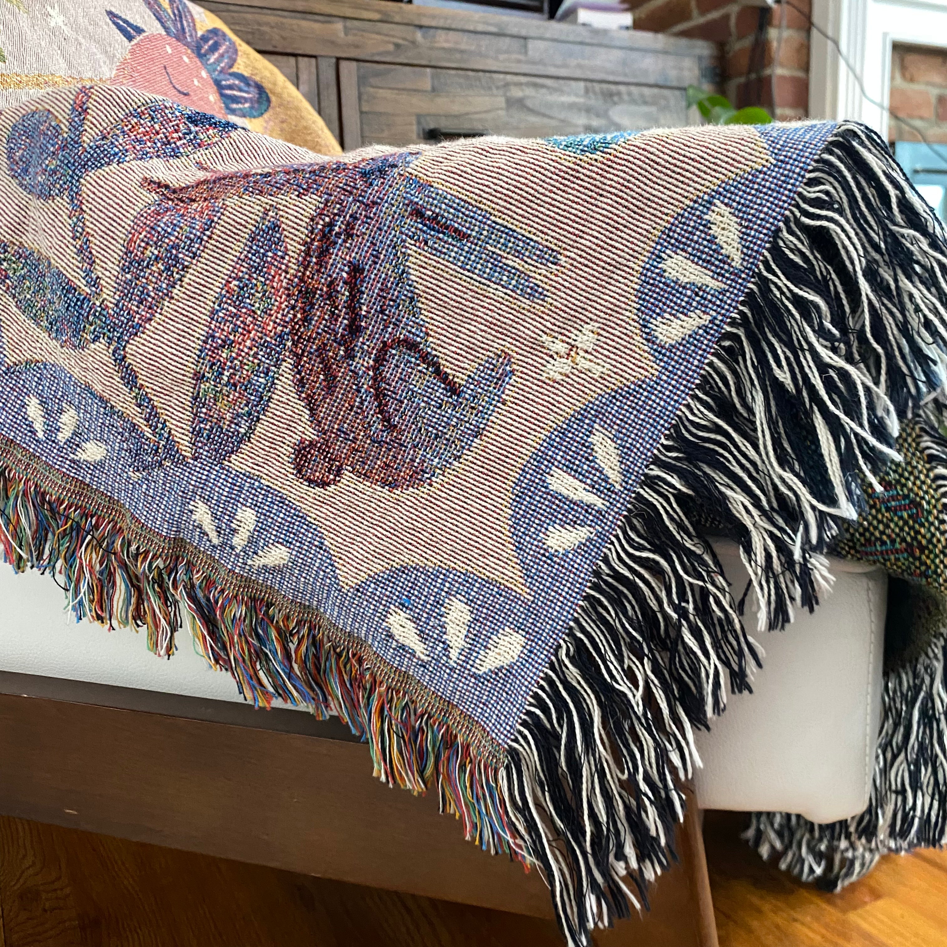The Welcomie Woven Blanket