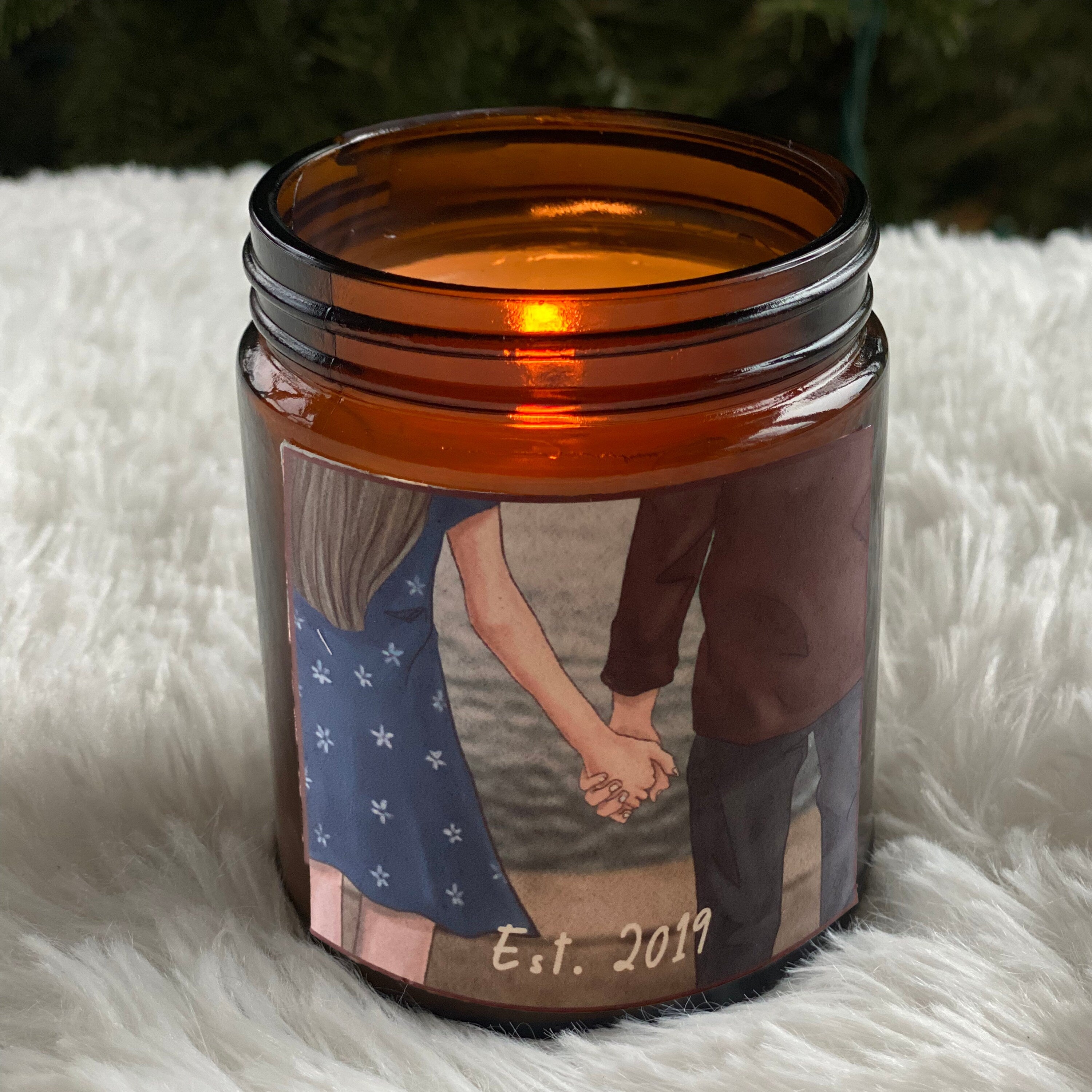Personalized Candle of Couple Holding Hands, Personalized Anniversary Gift, Natural Soy Wax, Custom Hygge Gift, Reading Nook Decor