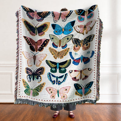 The Lilly Woven Blanket