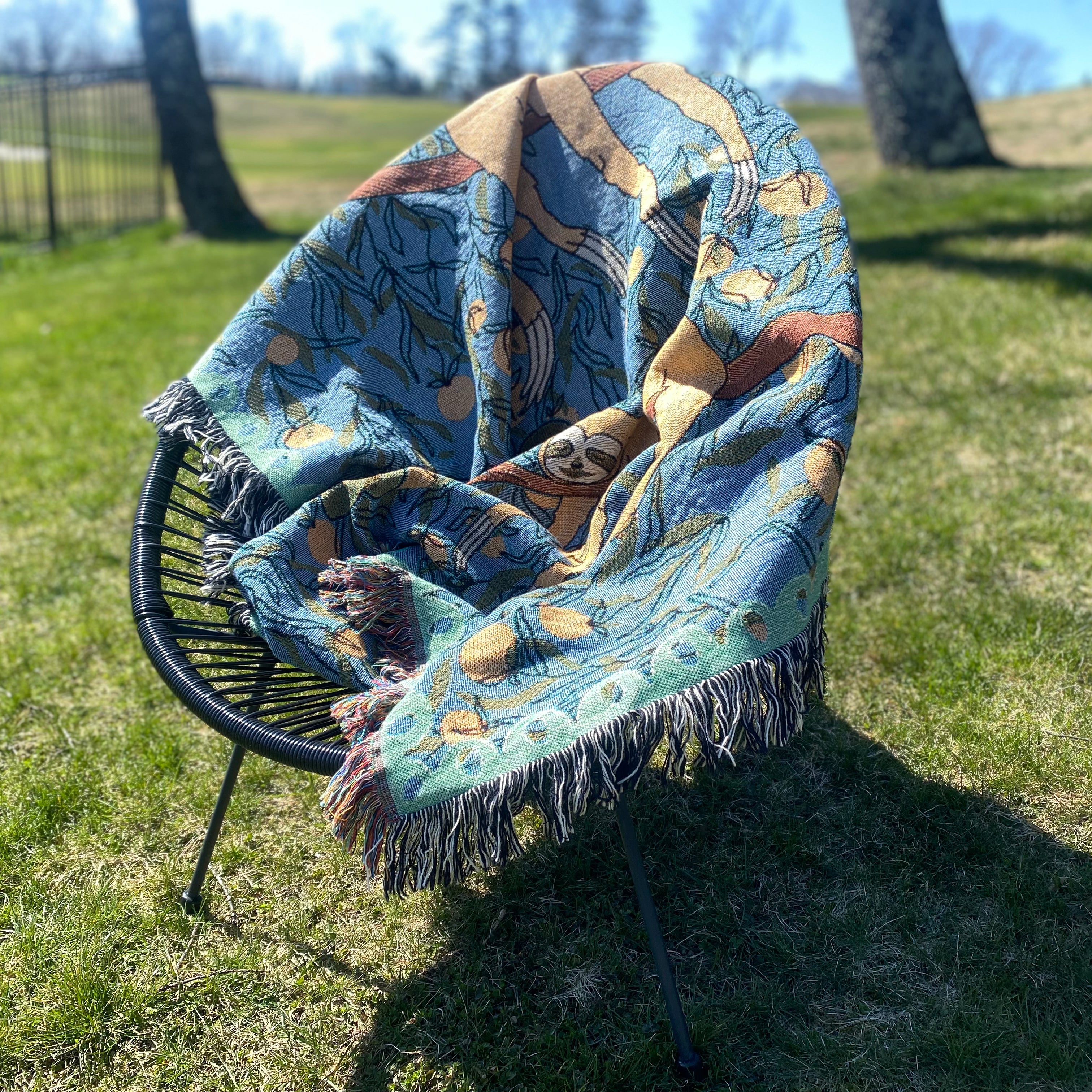 The La Señora Pérez Woven Blanket