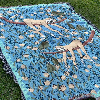 The La Señora Pérez Woven Blanket