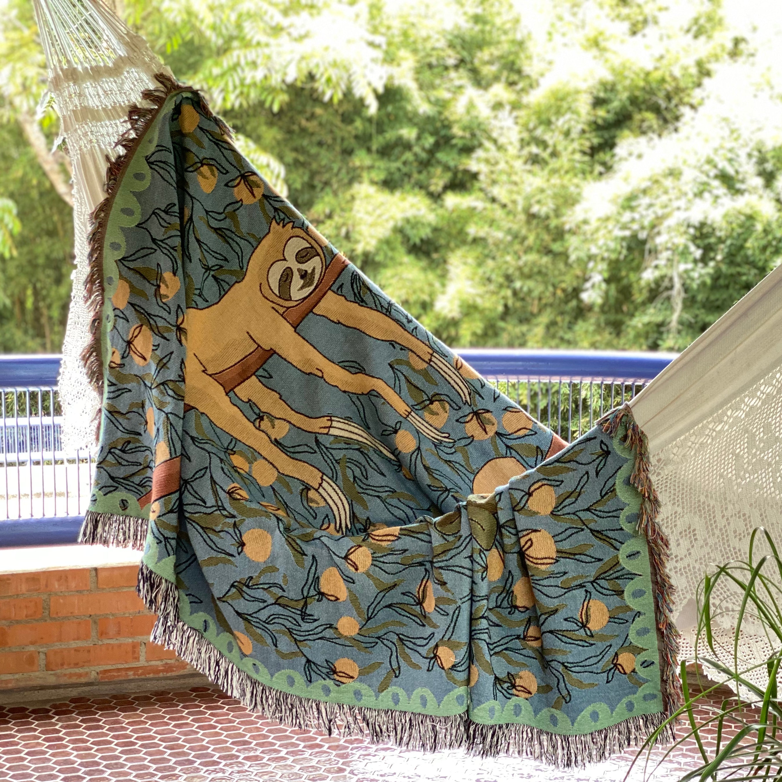 The La Señora Pérez Woven Blanket