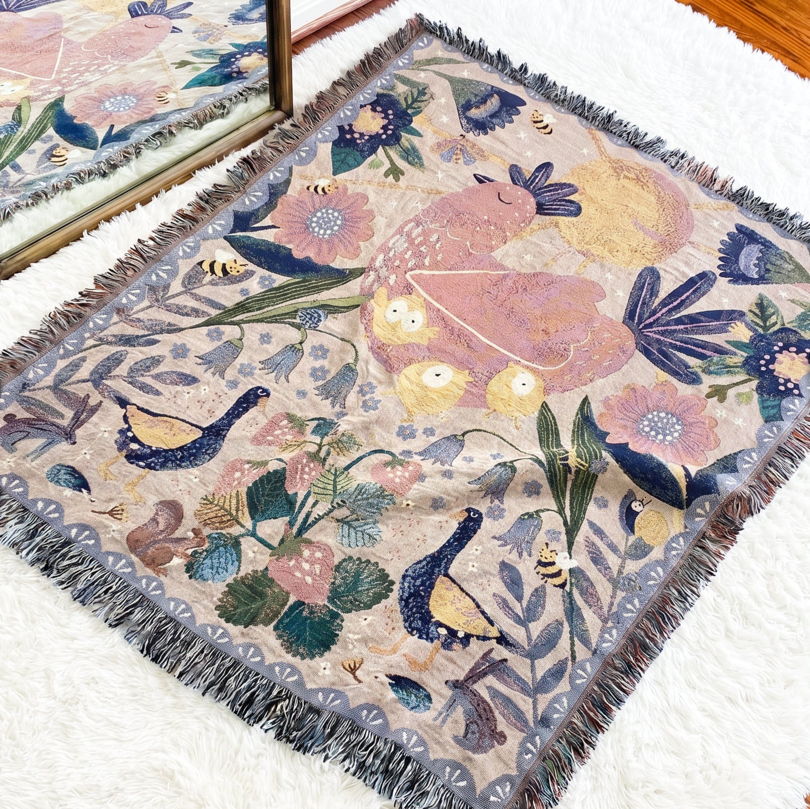 The Welcomie Woven Blanket