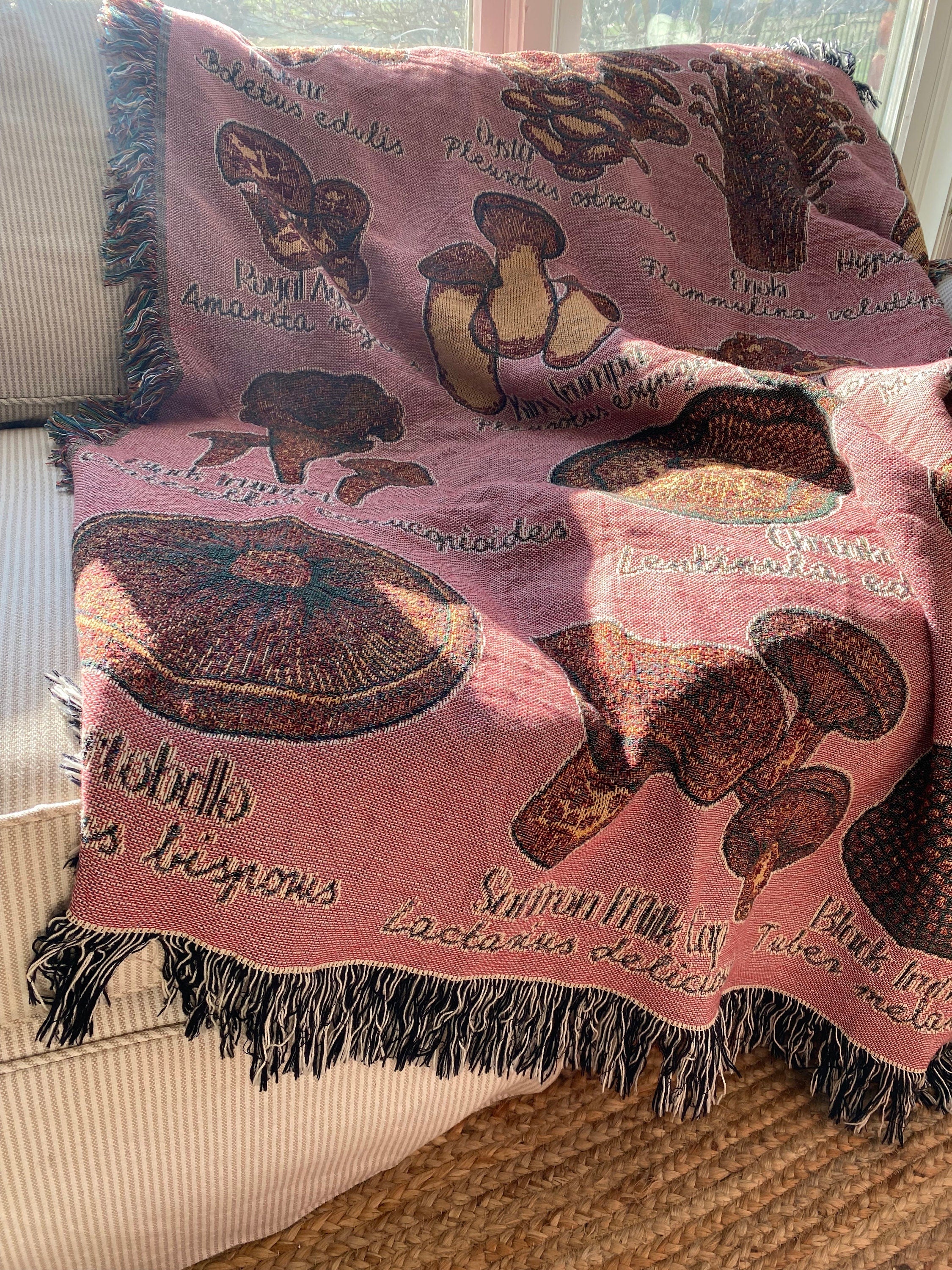 Mushroom Woven Throw Blanket Magic Mushroom Lovers Gift Vintage Mushroom Tapestry Cabin Boho Blanket Pink Fairycore Tapestry Aesthetic